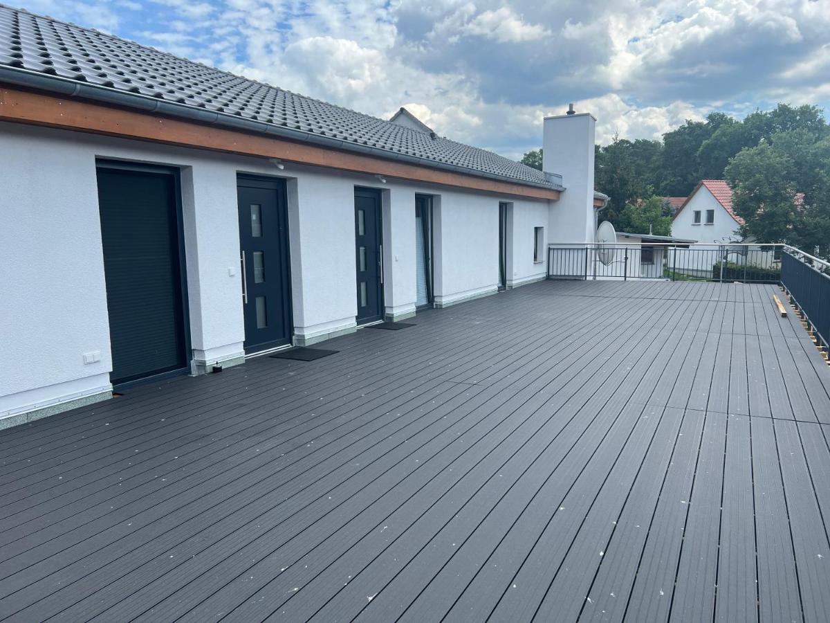 New Nomads Ferienwohnung Am See Zossen Exterior foto